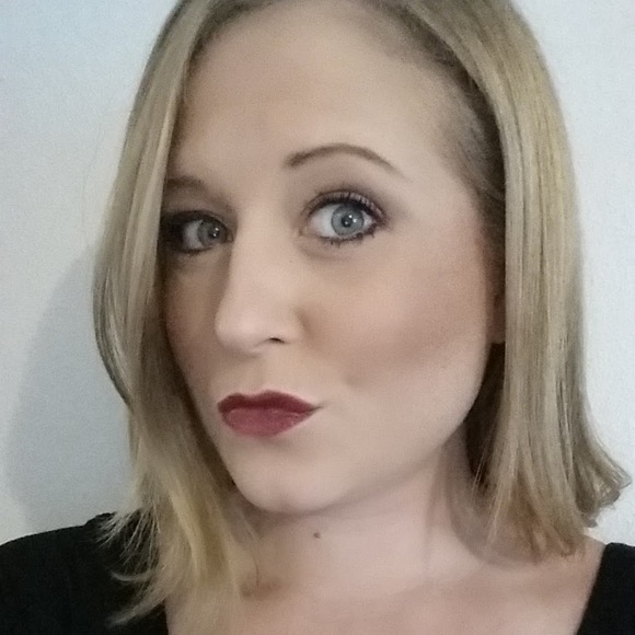 Meet your Posher, Jenny - Picture 1 of 1